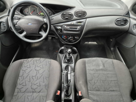 FORD Focus Hatch 1.6 4P FLEX GL, Foto 8