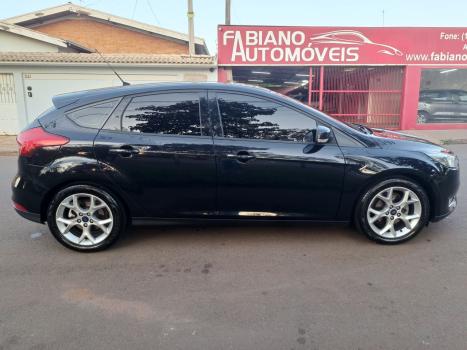 FORD Focus Hatch 1.6 16V 4P SE PLUS FLEX, Foto 3