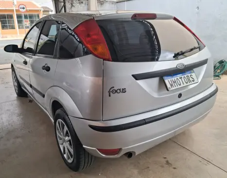 FORD Focus Hatch 1.6 4P, Foto 6
