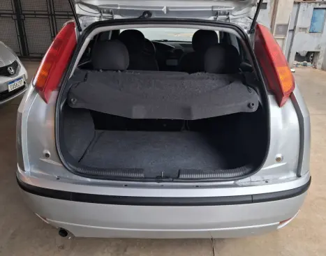 FORD Focus Hatch 1.6 4P, Foto 7