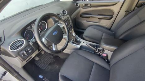 FORD Focus Hatch 1.6 16V 4P SE FLEX, Foto 6