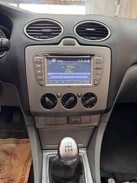 FORD Focus Hatch 1.6 4P GLX FLEX, Foto 9