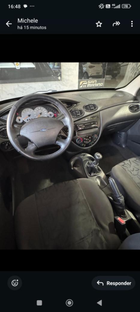 FORD Focus Hatch 1.6 4P GL, Foto 4