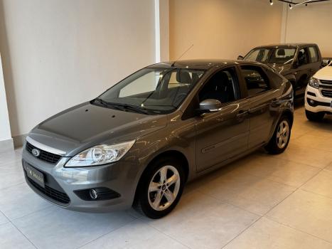 FORD Focus Hatch 1.6 16V 4P SE PLUS FLEX, Foto 3