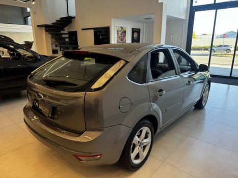 FORD Focus Hatch 1.6 16V 4P SE PLUS FLEX, Foto 12