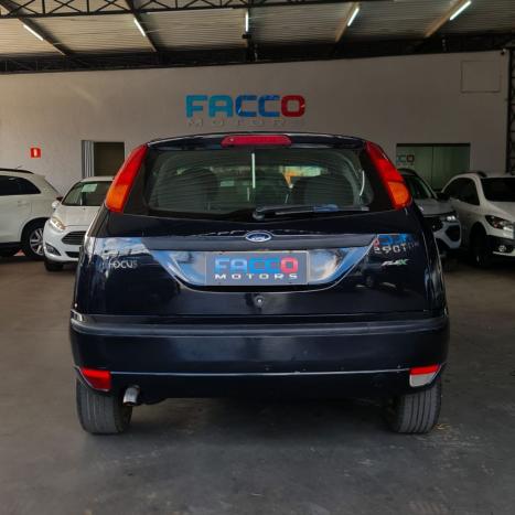FORD Focus Hatch 1.6 16V 4P FLEX GL, Foto 6