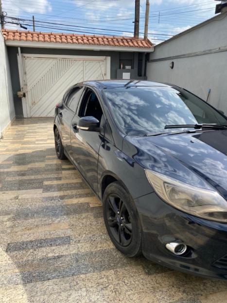 FORD Focus Hatch 1.6 16V 4P SE FLEX, Foto 2