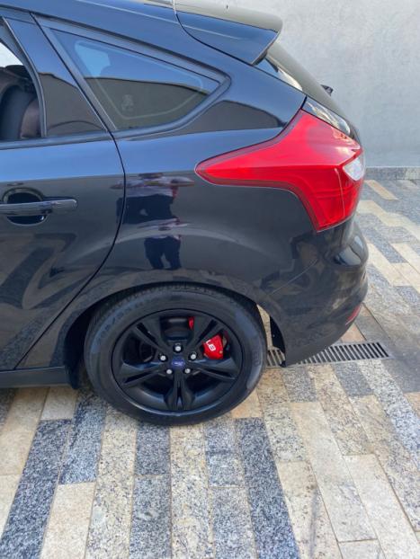 FORD Focus Hatch 1.6 16V 4P SE FLEX, Foto 4