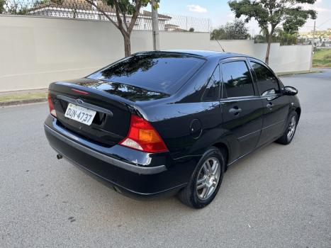FORD Focus Sedan 1.6 4P, Foto 3