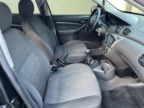FORD Focus Sedan 1.6 4P, Foto 6