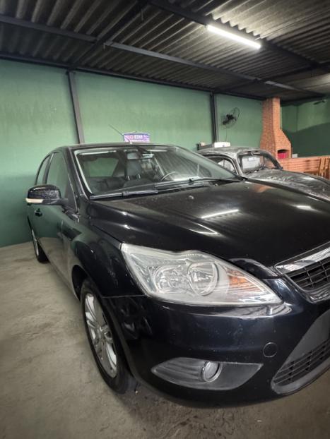 FORD Focus Sedan 2.0 16V 4P, Foto 2