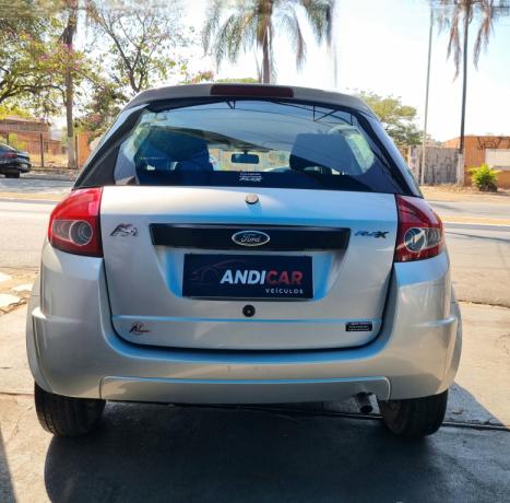 FORD Ka Hatch 1.0, Foto 2