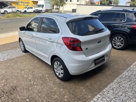 FORD Ka Hatch 1.5 12V 4P TI-VCT SE FLEX, Foto 6