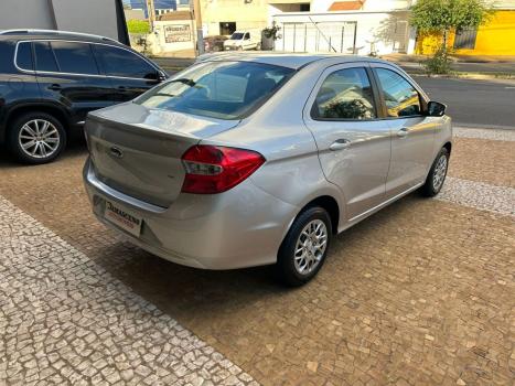 FORD Ka + Sedan 1.5 12V 4P TI-VCT SE FLEX, Foto 3