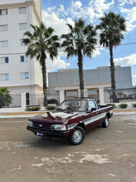 FORD Pampa 1.8 L, Foto 2