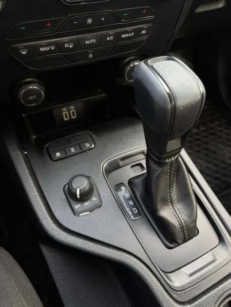 FORD Ranger 2.0 4P TURBO DIESEL XLS 4X4 CABINE DUPLA AUTOMTICO, Foto 8