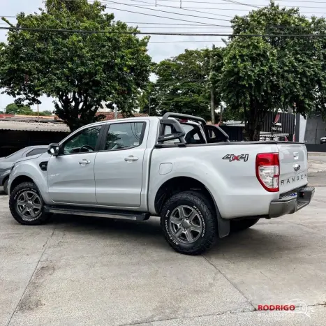 FORD Ranger 2.2 16V XLS DIESEL 4X4 CABINE DUPLA AUTOMTICO, Foto 5