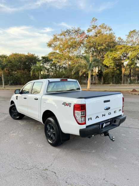 FORD Ranger 2.2 16V XLS DIESEL CABINE DUPLA AUTOMTICO, Foto 8