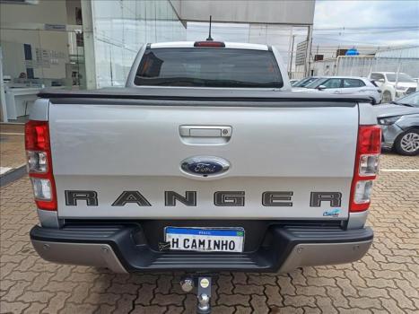 FORD Ranger 2.2 16V XLS DIESEL 4X4 CABINE DUPLA AUTOMTICO, Foto 6