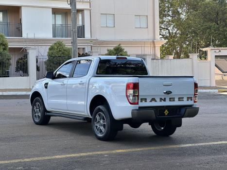 FORD Ranger 2.2 16V XLS DIESEL CABINE DUPLA AUTOMTICO, Foto 5