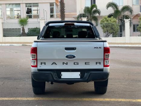 FORD Ranger 2.2 16V XLS DIESEL 4X4 CABINE DUPLA AUTOMTICO, Foto 4