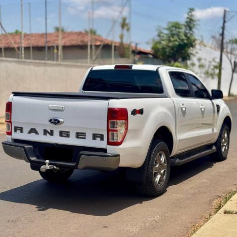 FORD Ranger 2.2 16V XLS DIESEL 4X4 CABINE DUPLA AUTOMTICO, Foto 3