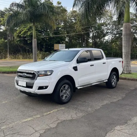 FORD Ranger 2.2 16V XLS DIESEL 4X4 CABINE DUPLA AUTOMÁTICO, Foto 1