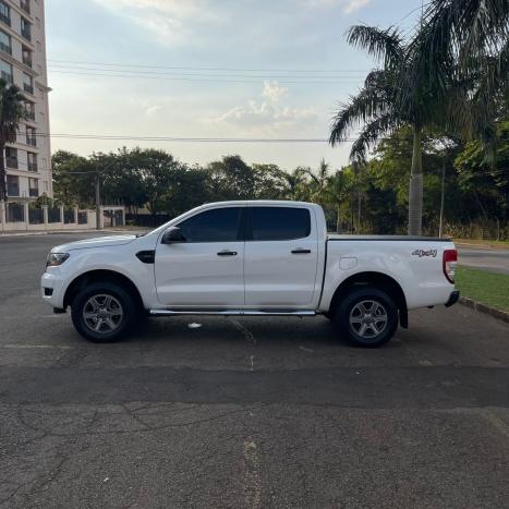 FORD Ranger 2.2 16V XLS DIESEL 4X4 CABINE DUPLA AUTOMTICO, Foto 5