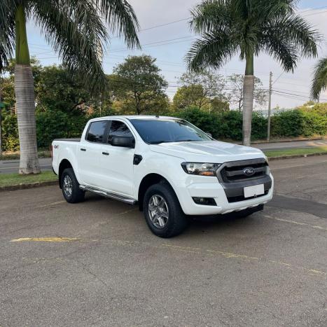 FORD Ranger 2.2 16V XLS DIESEL 4X4 CABINE DUPLA AUTOMTICO, Foto 6