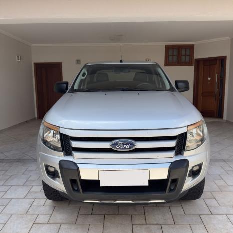 FORD Ranger 2.2 16V XLS DIESEL 4X4 CABINE DUPLA, Foto 2