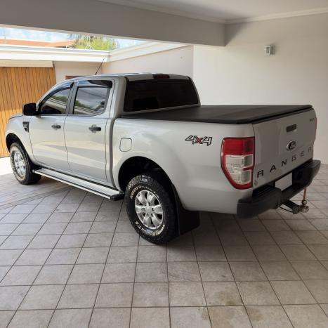 FORD Ranger 2.2 16V XLS DIESEL 4X4 CABINE DUPLA, Foto 9