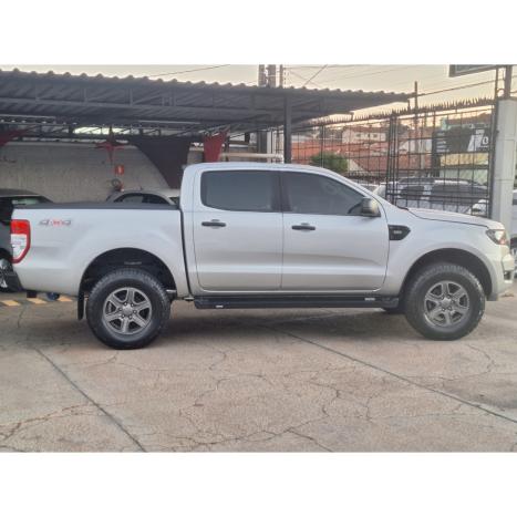 FORD Ranger 2.2 16V XLS DIESEL 4X4 CABINE DUPLA AUTOMTICO, Foto 10
