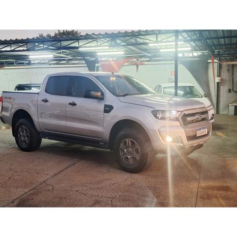 FORD Ranger 2.2 16V XLS DIESEL 4X4 CABINE DUPLA AUTOMTICO, Foto 16