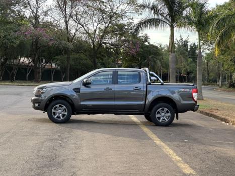 FORD Ranger 2.2 16V XLS DIESEL 4X4 CABINE DUPLA AUTOMTICO, Foto 5