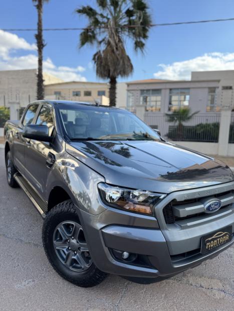 FORD Ranger 2.2 16V XLS DIESEL 4X4 CABINE DUPLA AUTOMTICO, Foto 4
