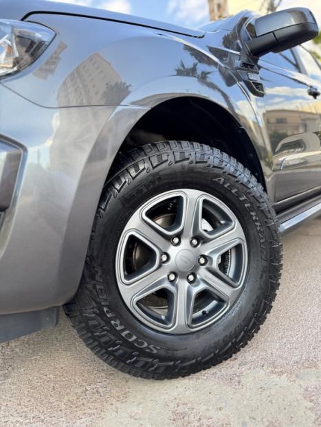 FORD Ranger 2.2 16V XLS DIESEL 4X4 CABINE DUPLA AUTOMTICO, Foto 5
