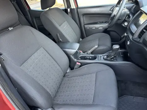 FORD Ranger 2.2 16V XLS DIESEL 4X4 CABINE DUPLA AUTOMTICO, Foto 13