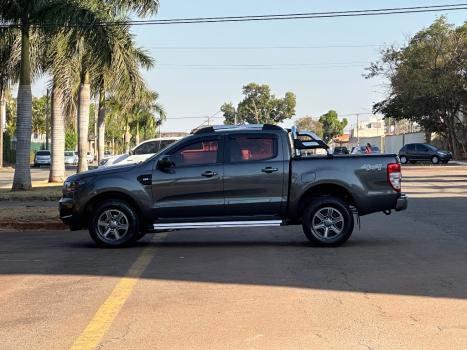 FORD Ranger 2.2 16V XLS DIESEL 4X4 CABINE DUPLA AUTOMTICO, Foto 2