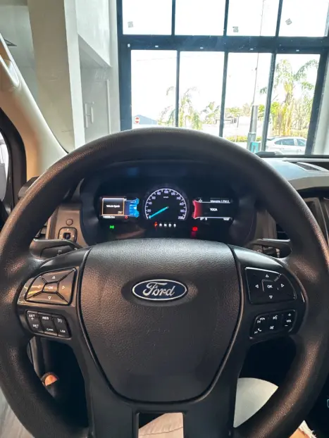 FORD Ranger 2.2 16V XLS DIESEL 4X4 CABINE DUPLA AUTOMTICO, Foto 4