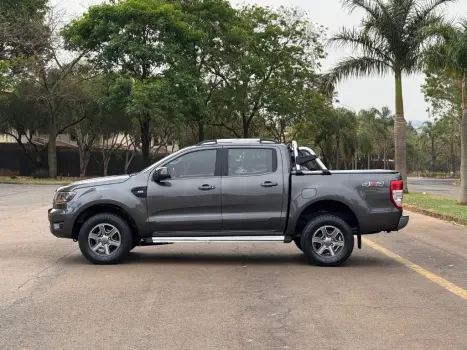 FORD Ranger 2.2 16V XLS DIESEL 4X4 CABINE DUPLA AUTOMTICO, Foto 8