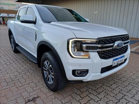 FORD Ranger 3.0 V6 24V 4X4 XLT TURBO DIESEL CABINE DUPLA AUTOMTICO, Foto 3