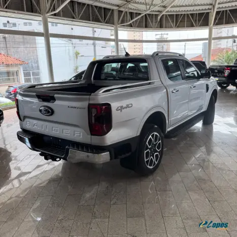 FORD Ranger 3.0 V6 4X4 LIMITED PLUS TURBO DIESEL CABINE DUPLA AUTOMTICO, Foto 4