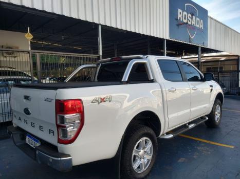 FORD Ranger 3.2 20V XLT 4X4 CABINE DUPLA TURBO DIESEL AUTOMTICO, Foto 4