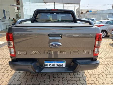 FORD Ranger 3.2 20V CABINE DUPLA 4X4 STORM TURBO DIESEL AUTOMTICO, Foto 6