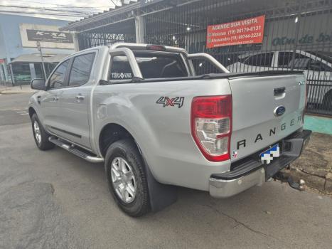 FORD Ranger 3.2 20V XLT 4X4 CABINE DUPLA TURBO DIESEL AUTOMTICO, Foto 5