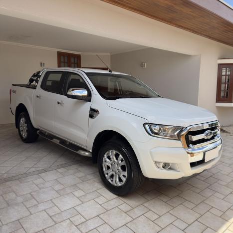 FORD Ranger 3.2 20V XLT 4X4 CABINE DUPLA TURBO DIESEL AUTOMTICO, Foto 3