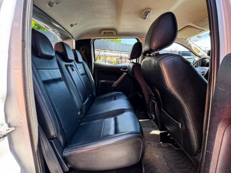 FORD Ranger 3.2 20V CABINE DUPLA 4X4 LIMITED TURBO DIESEL AUTOMTICO, Foto 9