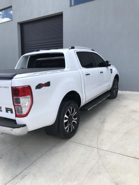FORD Ranger 3.2 20V CABINE DUPLA 4X4 LIMITED TURBO DIESEL AUTOMTICO, Foto 7