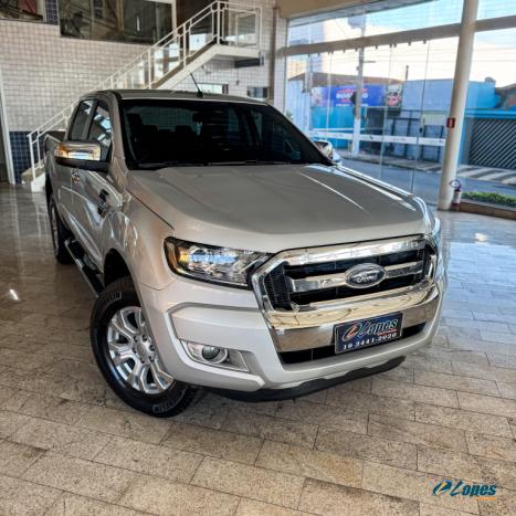 FORD Ranger 3.2 20V XLT 4X4 CABINE DUPLA TURBO DIESEL AUTOMTICO, Foto 3