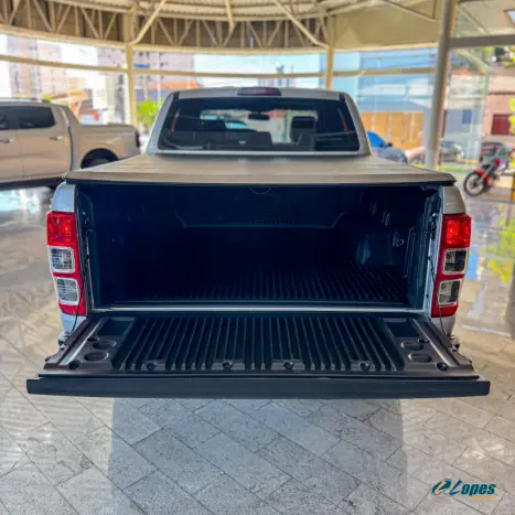 FORD Ranger 3.2 20V XLT 4X4 CABINE DUPLA TURBO DIESEL AUTOMTICO, Foto 8
